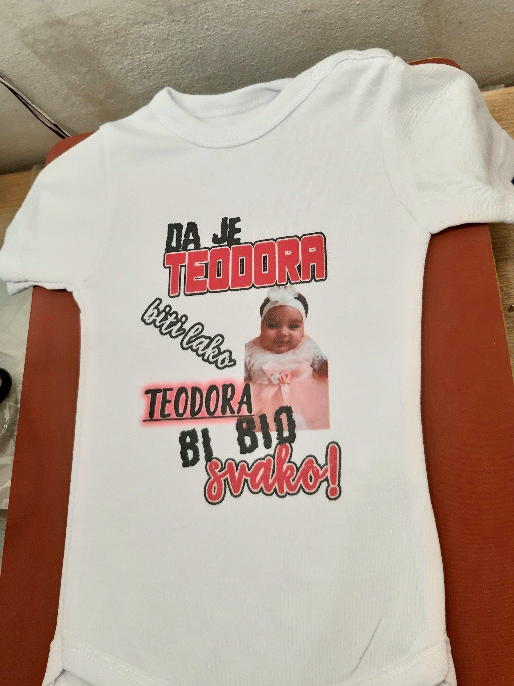 Poklon za rodjendan  deca/Bodi za bebe sa natpisom po zelji/20210704_122900.jpg